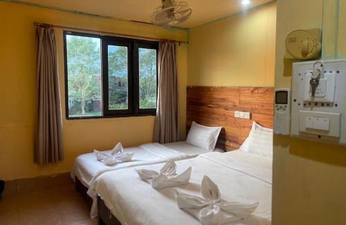 Vang Vieng Hotel | Leng Saysana Guesthouse