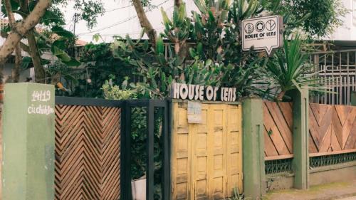 Buon Ma Thuot Hotel | Lens