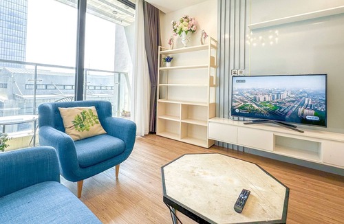 Cong Vi Apartment | LeO Hometel - Vinhomes Metropolis Serviced Apartment at 304 Lieu Giai Ba Dinh