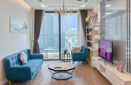Cong Vi Apartment | LeO Hometel - Vinhomes Metropolis Serviced Apartment at 304 Lieu Giai Ba Dinh