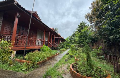 Kong Lor House | Letana Guesthouse