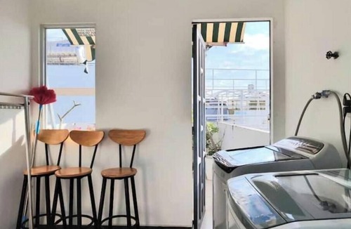 District 11 Apartment | Liberty Condo - Duplex & Garden
