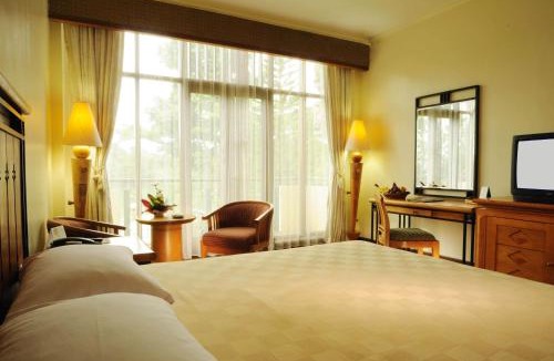 Cigombong Hotel | Lido Lake Resort by MNC Hotel