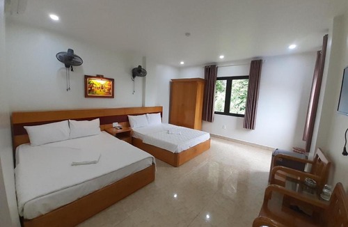 Cat Ba Hotel | Light House Hotel