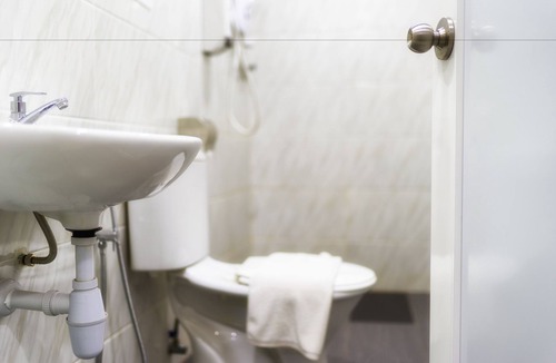 Damansara Utama Hotel | LightHouse Hotel & ShortStay