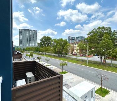 Kota Warisan Apartment | Little Boo Homestay @ Kota Warisan