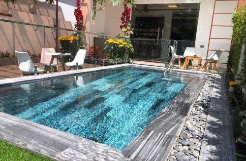 Hoi An City Centre Villa | Little Library Villa Hoi An
