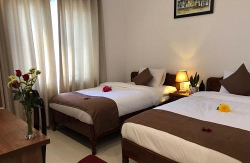 Hoi An City Centre Villa | Little Library Villa Hoi An