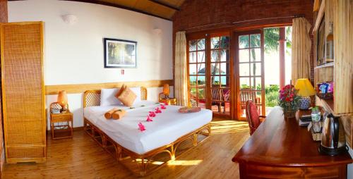 East Ham Tien Beach Resort | Little Muine Cottages Resort