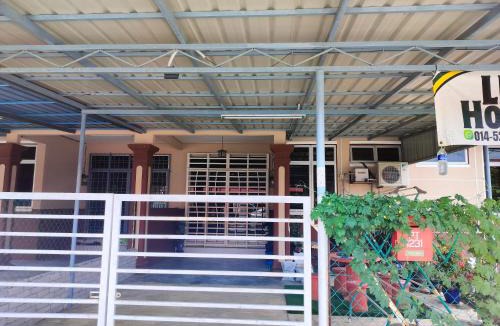 Kota Bharu House | Liza Homestay
