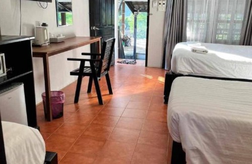 Vang Vieng House | Local Guesthouse