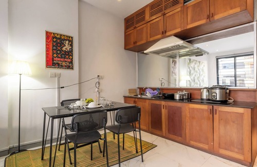 Daun Penh Apartment | Lofty Comfort Stay-Relax by Soben Home