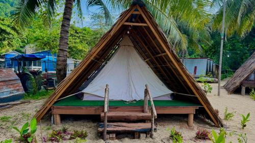 Pulau Perhentian Kecil Other | Long Beach Camp