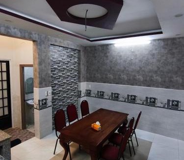 Duc Hoa Apartment | Long Homestay