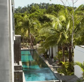 Koh Rong Resort | Long Set Resort