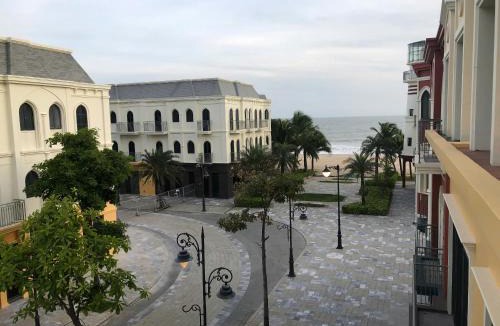 Xuyen Moc Villa | Longs Beach House Hồ Tràm - Beachfront Sea View Villa