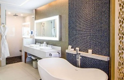 Juarez Resort | Los Cabo-Jr. Studio 2-Queen Beds, Garden View, 667 sq. ft. Discounted 20-30%