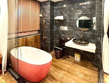 Hoc Mon Hotel | Love Hotel Hóc Môn