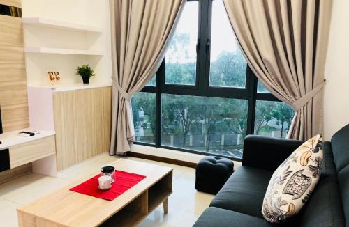 Central District Apartment | Loving&Comfy Ensuite By Crescent Bay