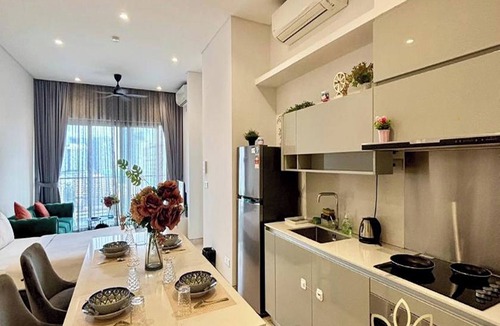 Pudu Apartment | Lucentia Residence Bukit Bintang Lalaportbbcc By Vellora
