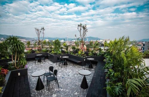 Uong Bi Hotel | LUFFY Hotel 2