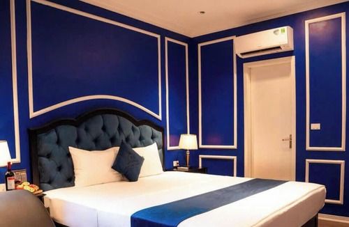 Ha Dong Hotel | Lumi Sky Hotel HN by BAY LUXURY