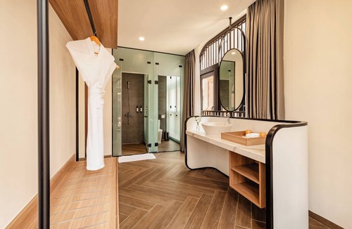 Hue Hotel | Lumiere Boutique Vy Da