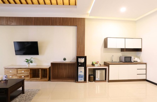 Banyuwangi Hotel | Luminor Hotel Banyuwangi Yos Sudarso by WH