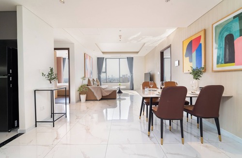 District 5 Apartment | Luminous - Kieu by KITA Luxury Apartment