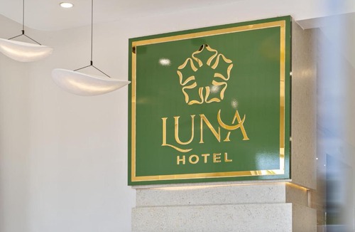 Vinh Long Hotel | LUNA Hotel
