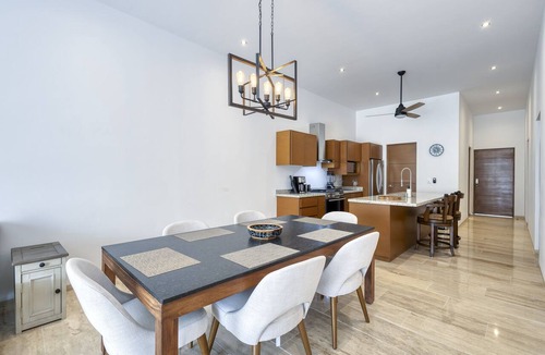 El Tezal Condo | Lux New Condo in Gated Community w/Pool Arch View Close to Downtown Cabo