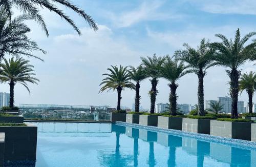 Phu My Hung Apartment | Lux9 Home - High-Floor 55m Apartment - City View & Free Pool