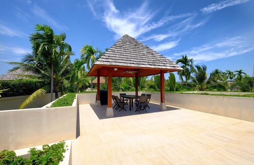 Cherngtalay Villa | Luxe 2br Pool Villa walk to Bangtao Beach