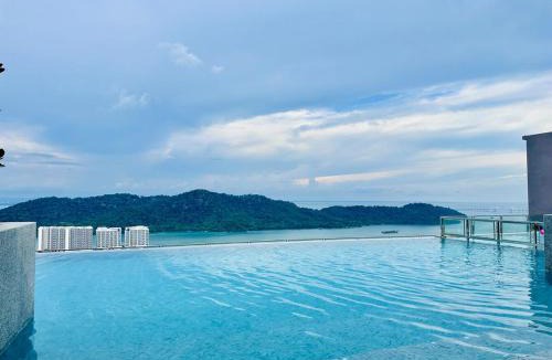Kampung Sungai Nibong Apartment | Luxe Seaview Rooftop Pool Airport bayan lepas