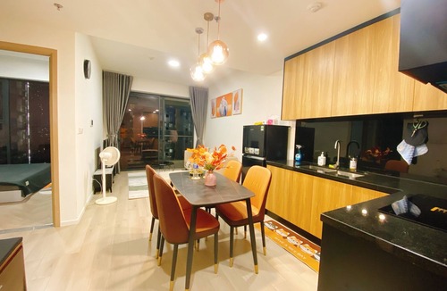 District 9 Apartment | LuxeNestVN! spacious apartment,saltwater pool, a fitness center, Vinwonder.