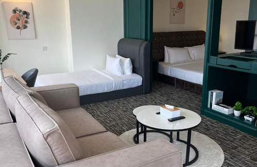 Imbi Apartment | Luxhouz Suites at Times Square Kuala Lumpur
