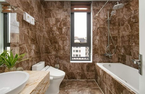 Hai Ba Trung Hotel | Luxor Boutique Hotel
