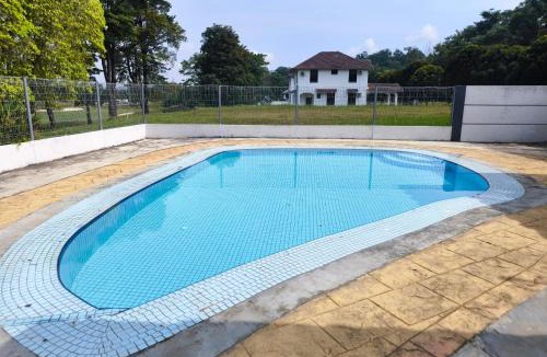 Alor Gajah Villa | Luxpro Pool & Scenic View Villa 217