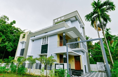 Kochi House | Luxurious 2 BHK house amid lush greenery and in a village like atmosphere.