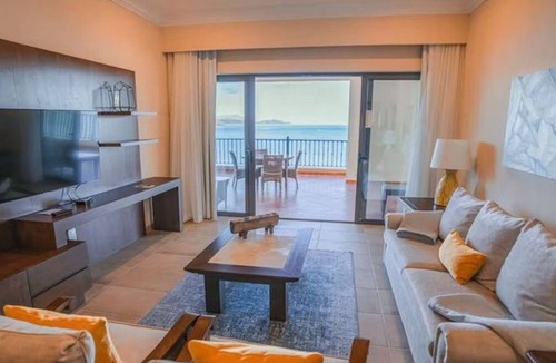 Loreto Resort | Luxurious 2BD ELITE Oceanfront Suite - Villa del Palmar at the Islands of Loreto