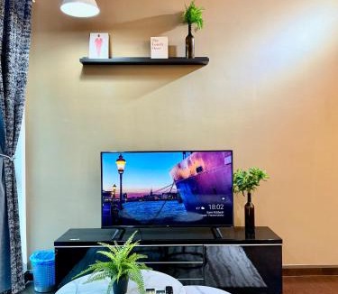 Maluri Apartment | Luxurious Home Smart service Sanway velocity V Residence