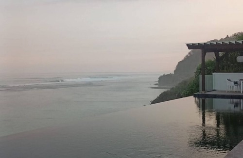 Mumbul Villa | Luxurious Private Villa on a Cliff, 4 Bedrooms, Private Beach, Fully Staffed