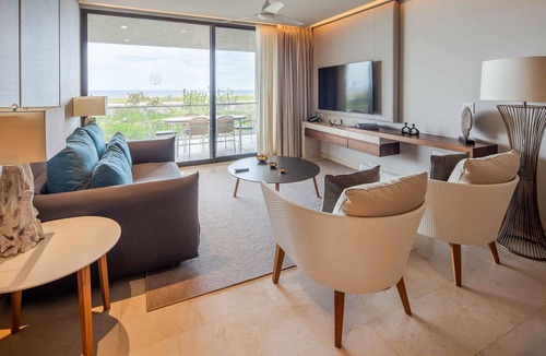 San Jose del Cabo Condo | Luxury 1 Bedroom Residence at The Club at Solaz