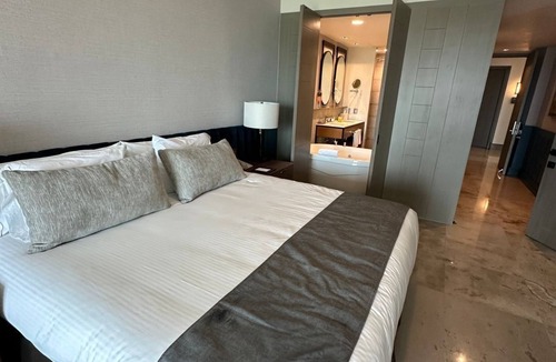 Centro Hotel | Luxury 2-bedroom touch true serenity in the waters of our Mayan Sanctuary