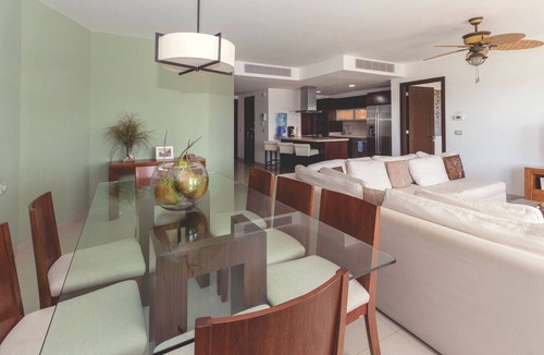 Puerto Juarez Condo | Luxury 3 BR Condo - Beachfront Complex Mareazul