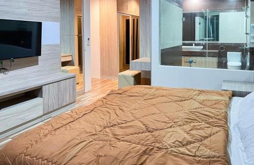 Bangka Apartment | Luxury 3BR Kemang Village Netflix, WiFi, Pool
