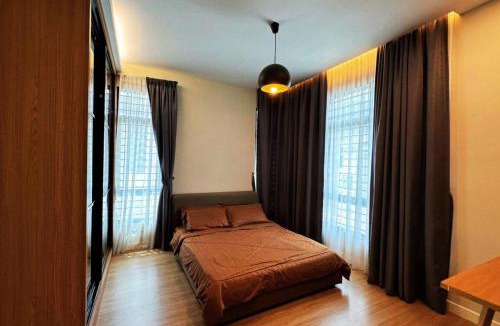 Batu Ferringhi Villa | Luxury 5BR stay walk to beach & Night market fun