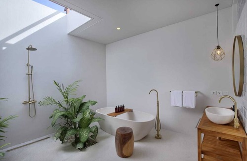 Kuta Villa | Luxury Accommodation In The Heart Of Kuta Mandalika