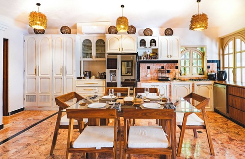 Playacar Fase I Apartment | Luxury and Comfort a Block from the Beach with Private Pool and Incredible Views