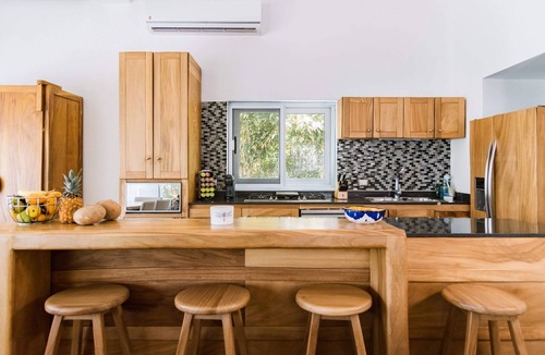 Playacar Fase I Villa | Luxury Beach Villa Ideal for a Multi-Family Stay in Playacar – 4BR – 2 Families